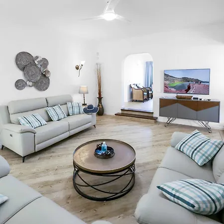Cilla Villa